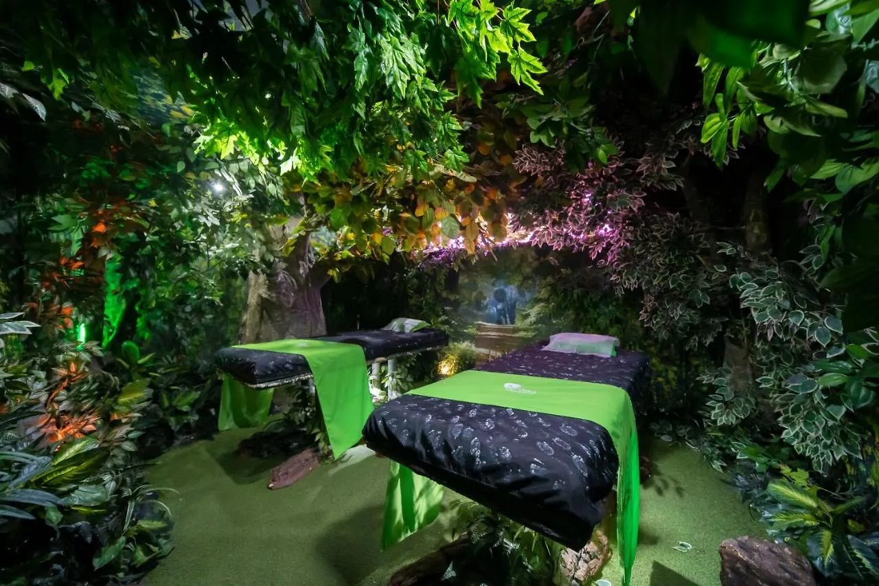 Clinica Antienvejecimiento & Wellness Spa Medellin Hotel